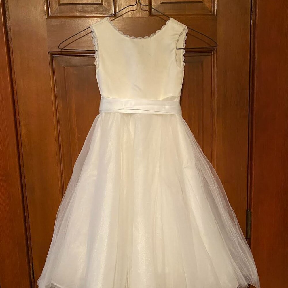 Girl's Layered Tulle Ivory Bridesmaid Dress S-4